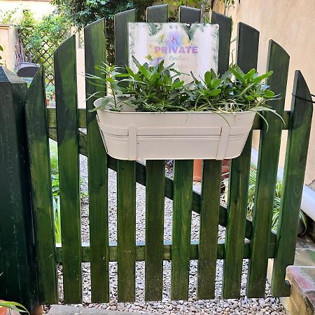 Cynthia'S Garden - Apartment With Private Garden In Santa Croce Florencja Zewnętrze zdjęcie