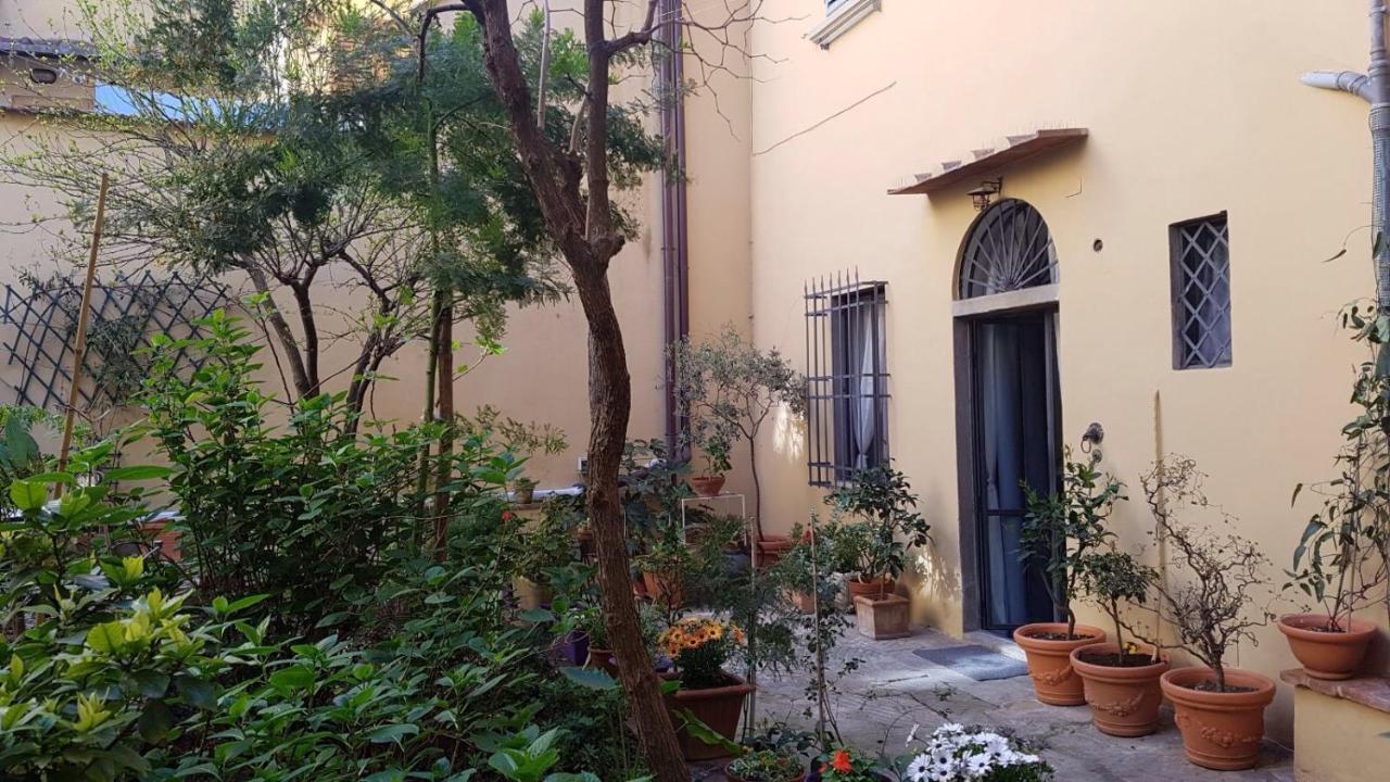 Cynthia'S Garden - Apartment With Private Garden In Santa Croce Florencja Zewnętrze zdjęcie