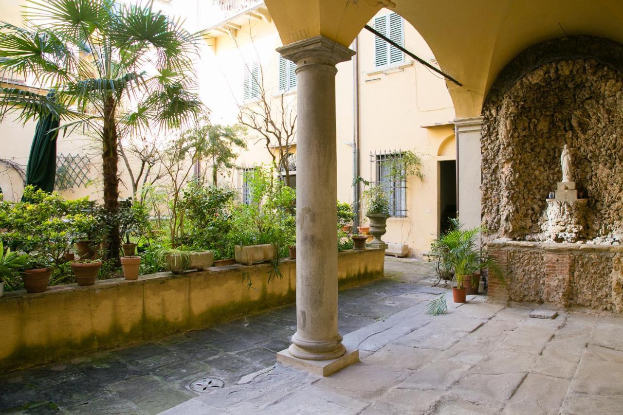 Cynthia'S Garden - Apartment With Private Garden In Santa Croce Florencja Zewnętrze zdjęcie